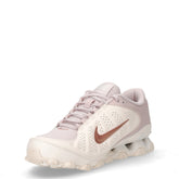 Reax 8 SL scarpa da allenamento in ecopelle e mesh rosa cipria | Boscaini Scarpe