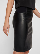 Gonna a tubino in ecopelle nero | Boscaini Scarpe