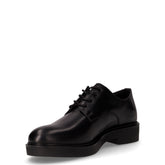 Stringata in pelle nero | Boscaini Scarpe