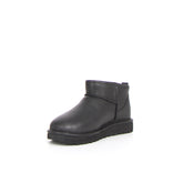 Classic Ultra Mini stivaletto nero | Boscaini Scarpe