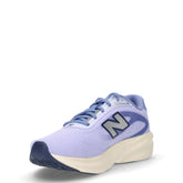 Fresh Foam 680 v9 scarpa da running in mesh lilla blu | Boscaini Scarpe
