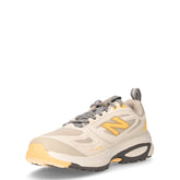 410 scarpa da trail running in ecopelle e tessuto beige | Boscaini Scarpe