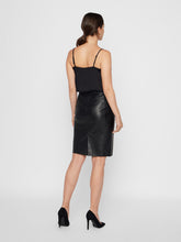 Gonna a tubino in ecopelle nero | Boscaini Scarpe