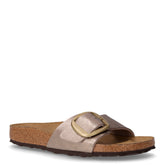 Madrid Big Buckle ciabatta in pelle metallizzata taupe | Boscaini Scarpe