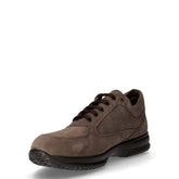 Scarpa sportiva in pelle scamosciata fango scuro | Boscaini Scarpe