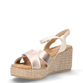 Sandalo in ecopelle con zeppa platino beige | Boscaini Scarpe