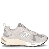 878 sneaker in pelle e tessuto grigio | Boscaini Scarpe