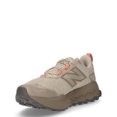 Garoe scarpa da trail running in tessuto grigio | Boscaini Scarpe