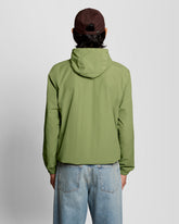 Giacca con cappuccio resistente all'acqua verde arbusto | Boscaini Scarpe