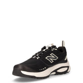 410 scarpa da trail running in ecopelle e tessuto nero | Boscaini Scarpe