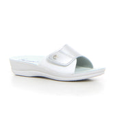 Ciabatta in ecopelle con strappo argento bianco - Ciabatte Casa Donna | Boscaini Scarpe