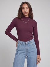 Maglia a coste collo alto manica lunga bordeaux | Boscaini Scarpe