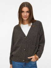 Cardigan in maglia con bottoni marrone | Boscaini Scarpe