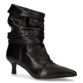 Tronchetto a punta in pelle nero - Tronchetti Donna | Boscaini Scarpe