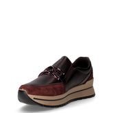 Sneaker slip-on in pelle con zeppa bordeaux | Boscaini Scarpe