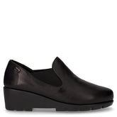 Scarpa chiusa in pelle con zeppa nero - Comfort Donna | Boscaini Scarpe
