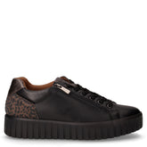 Sneaker in pelle con platform nero - IGI & CO | Boscaini Scarpe