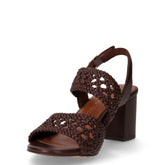 Sandalo in ecopelle intrecciata con tacco marrone | Boscaini Scarpe