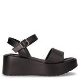 Sandalo con zeppa in ecopelle nero | Boscaini Scarpe