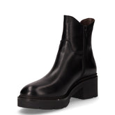 Tronchetto in pelle con zip nero | Boscaini Scarpe