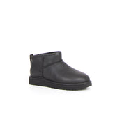 Classic Ultra Mini stivaletto nero | Boscaini Scarpe