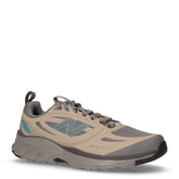410 scarpa da trail running in ecopelle e tessuto grigio beige - NEW BALANCE UOMO | Boscaini Scarpe