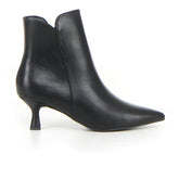 Tronchetto a punta con zip nero - Tronchetti Donna | Boscaini Scarpe